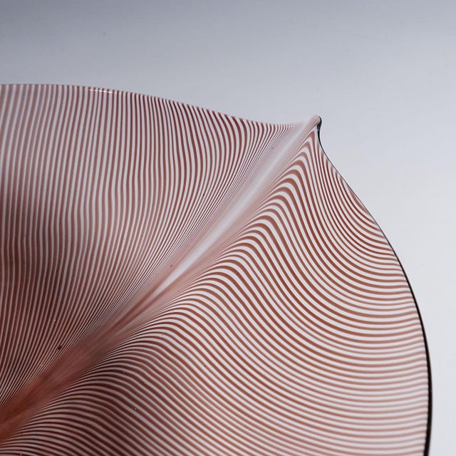 Glass Vintage Tessuto Plate by Tyra Lundgren for Venini, Murano For Sale - Image 7 of 8