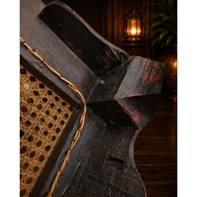 Javanese Carved Ceremonial Sunat Throne Chair, Indonesia, 1900 For Sale - Image 11 of 13