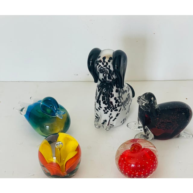 5 pcs collection of mid century art glass paperweights, including , controlled bubbles, Dalmatian dog, seal and Murano...