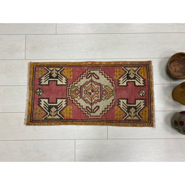 Oushak Anatolian Wool Vintage Rug For Sale - Image 4 of 5