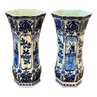 Pair of Vintage Delft Vases For Sale