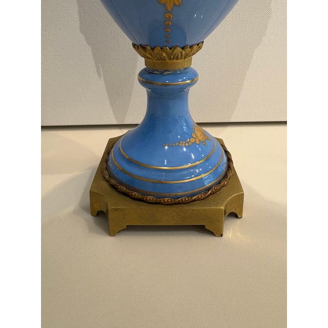 Blue Pair of Stunning Late 19th Century Hand-Painted French Sevres Urns For Sale - Image 8 of 15