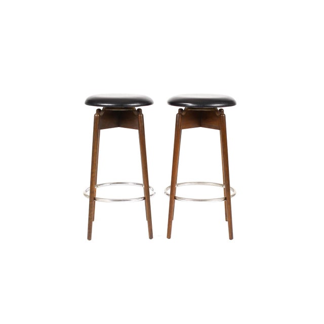 Mid-Century Modern Mid Century Vintage Albert Parvin Walnut Barstools — Swivel Seats — Black Vinyl— Pair For Sale - Image 3 of 7