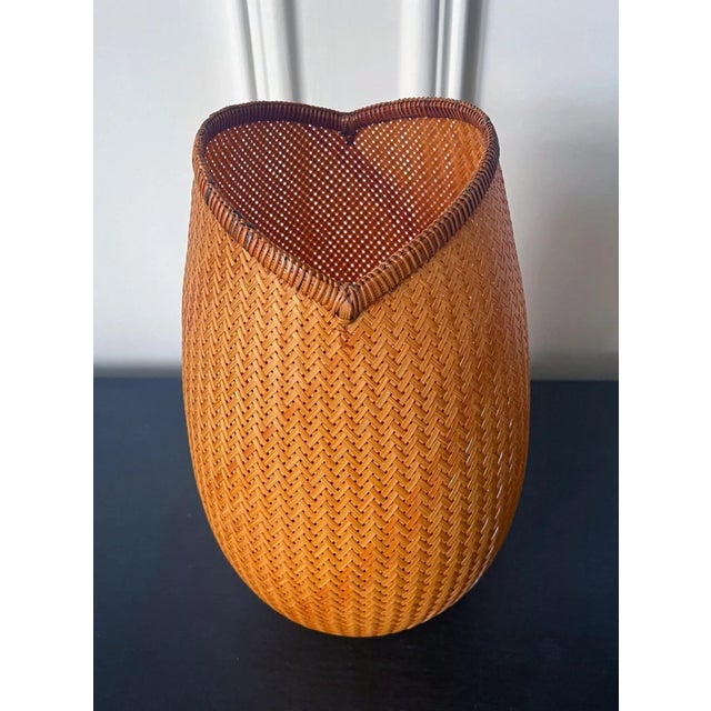 Wood Japanese Woven Bamboo Ikebana Hatakeyama Seido For Sale - Image 7 of 13