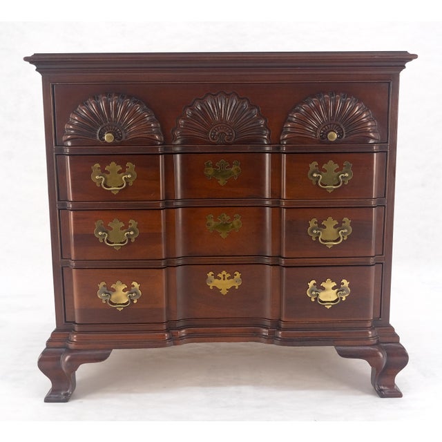 Wood Mahogany Chippendale Style 4 Drawer Bracket Feet Bachelor Chest Dresser MINT For Sale - Image 7 of 14