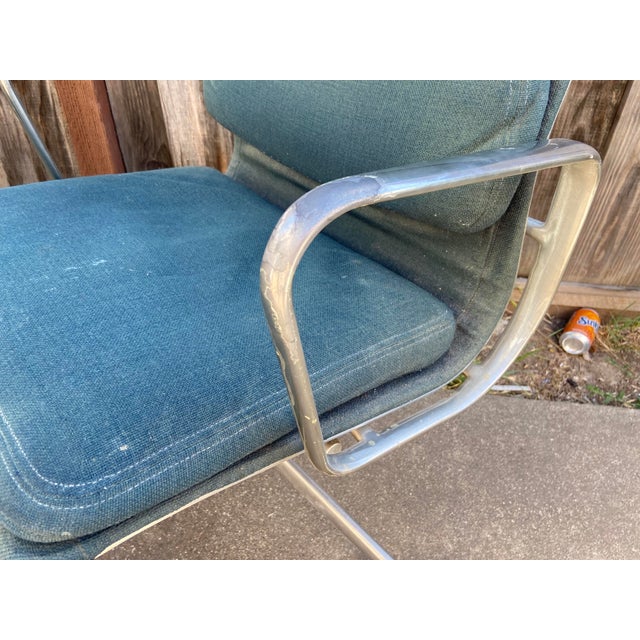 1970s Vintage Herman Miller Aluminum Soft Pad Eames Rolling Office