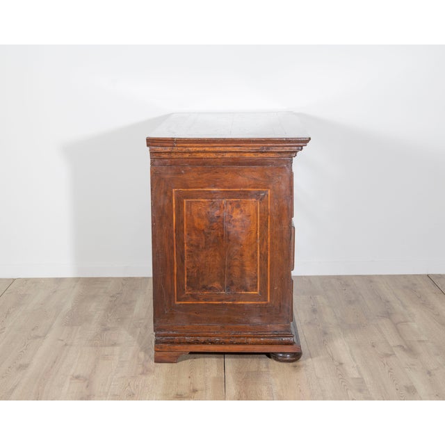 18th-century Veneto Chest Of Drawers With Inlays For Sale In Atlanta - Image 6 of 8