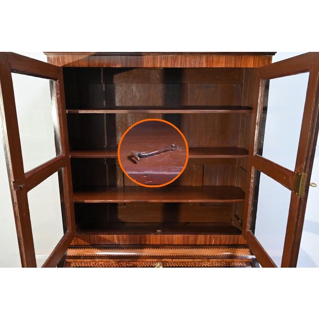 Showcase Cabinet in Precious Wood, Late 18th Century For Sale - Image 9 of 18