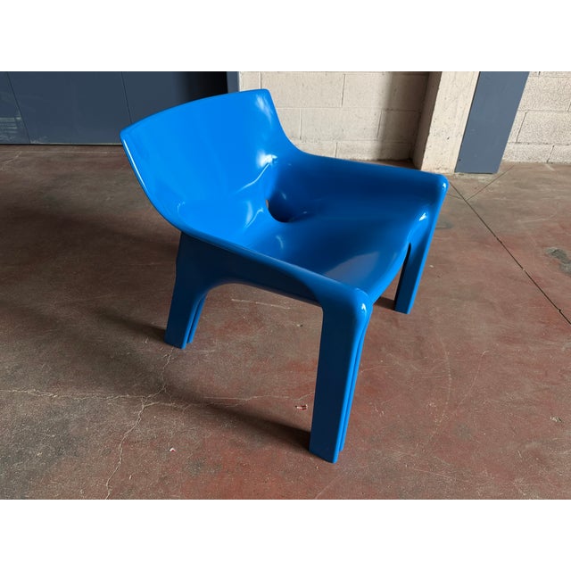 Blue Model Vicario Chair by Vico Magistretti for Artemide, 1970s For Sale - Image 9 of 9