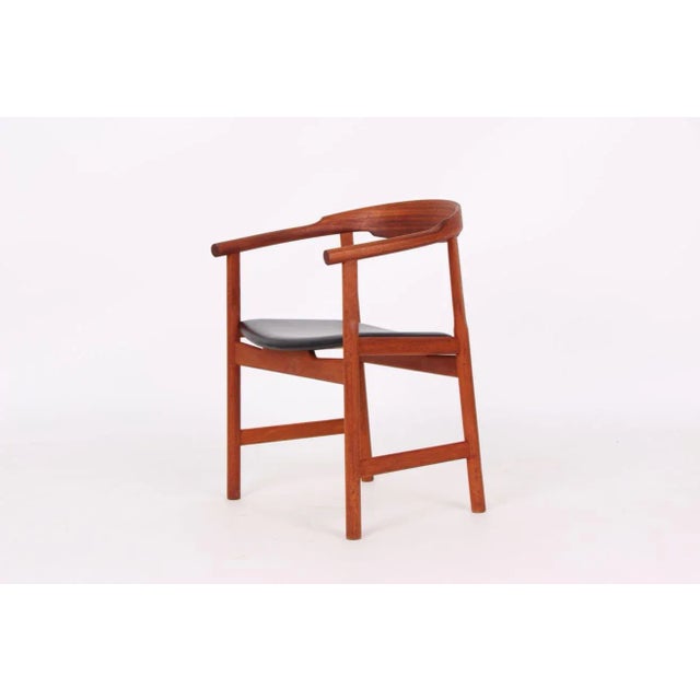 Model PP203 Mahogany and Black Leather Desk Chairs by Hans J. Wegner for PP Møbler, 1970s, Set of 4 For Sale - Image 12 of 15