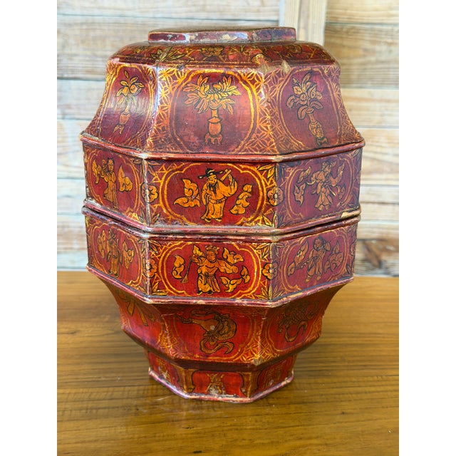Antique Chinese Red and Gold Lacquer Octagonal Tiered Wedding Box For Sale - Image 12 of 12