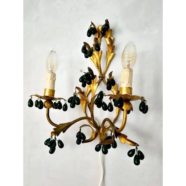 Wall Lights in Gilted Metal with Green Glass Drops, 1950s, Set of 2 For Sale - Image 6 of 11