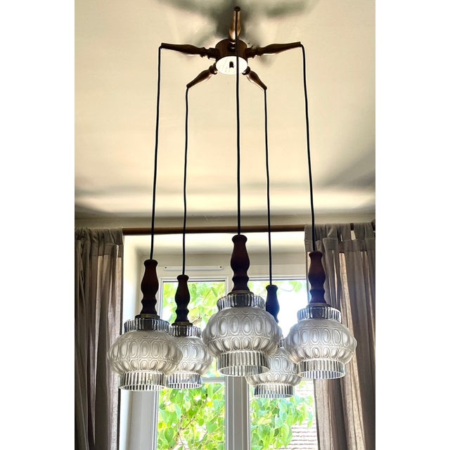 Five-Light Cascading Chandelier in Wood and Brushed Glass, 1960 For Sale - Image 15 of 17