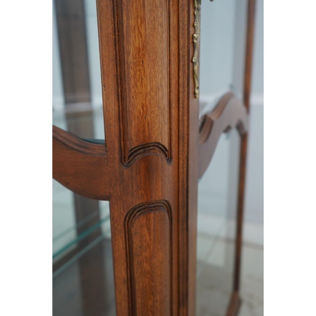 1980s Ethan Allen French Country Birch Curio Display Cabinet For Sale - Image 14 of 17