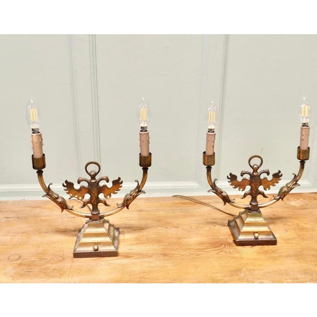 Metal Arts and Crafts Gothic Brass Twin Table Lamps, 1910, Set of 2 For Sale - Image 7 of 8