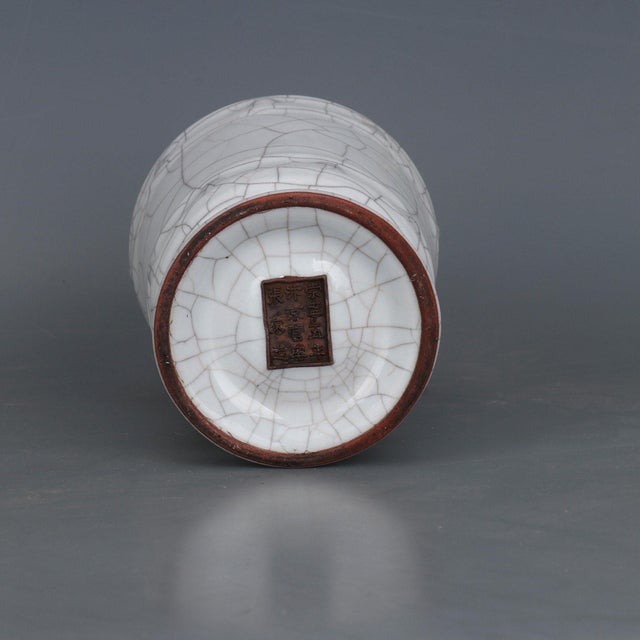 Chinese Ceramic Vase Guan Ware Crackle Glaze Celadon Vase For Sale - Image 4 of 9