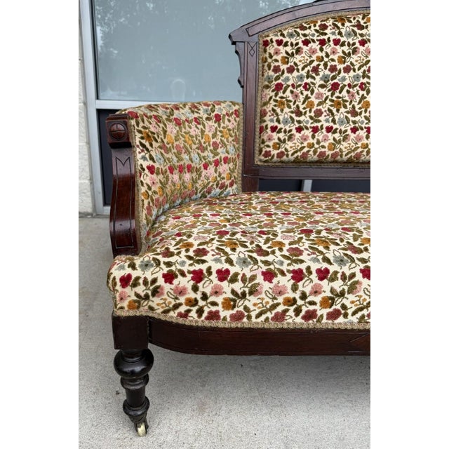 Brown Antique Eastlake Walnut Settee With Floral Upholstery For Sale - Image 8 of 15