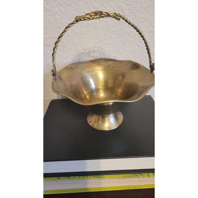 Vintage Small Brass Basket With Swivel Handle For Sale In Dallas - Image 6 of 10
