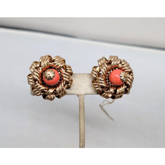 Vintage 1960s Signed Napier Goldtone Faux-Coral Clip Earrings-2 Pieces For Sale In Philadelphia - Image 6 of 7