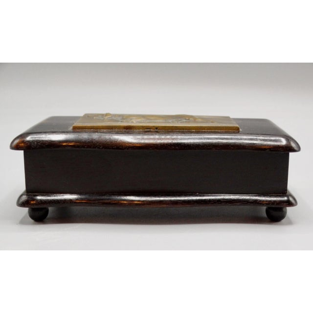1900 - 1909 Antique English Ebony Box With Bronze Hunting With Dog For Sale - Image 5 of 10