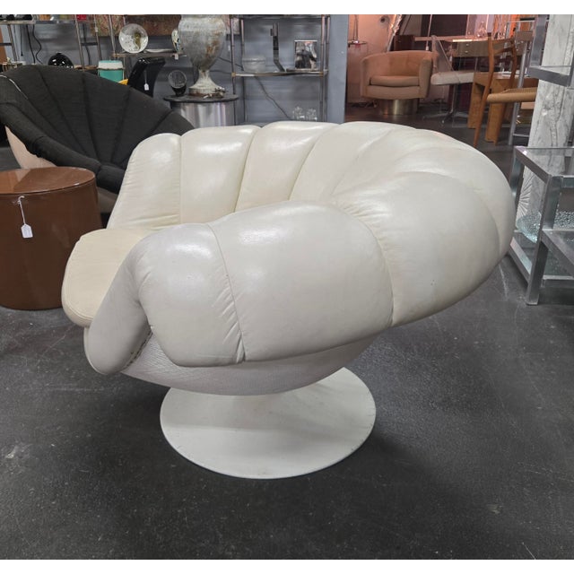 Maurice Villency VIntage Leather Swivel Lounger by Maurice Villency Ny For Sale - Image 4 of 10