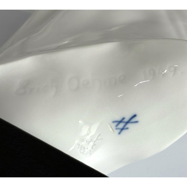 Horse Head Bust in Oak & Porcelain by Erich Oehme for Meissen, 1949 For Sale - Image 4 of 8