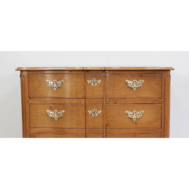 Louis XV Period Nantaise Dresser in Yellow Mahogany, 1700s For Sale - Image 12 of 18