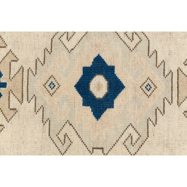 Mid 20th Century Beige and Blue Small Turkish Rug For Sale - Image 10 of 10