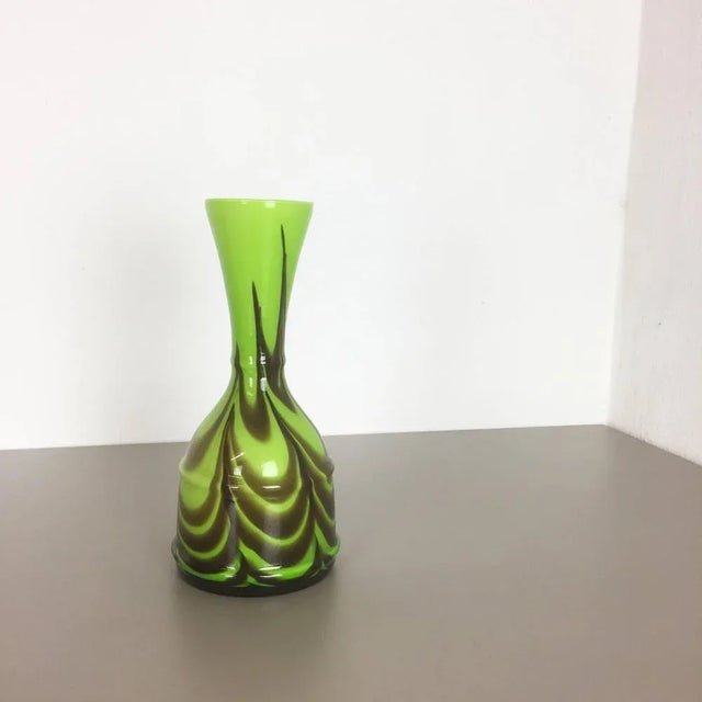 Pop Art vase Producer: Opaline Florence Design: Carlo Moretti Decade: 1970s Original vintage 1970s Pop Art hand blown vase...