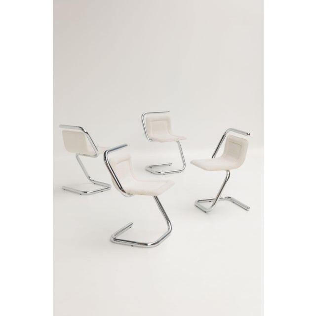 1970s Vintage Italian Chairs in Off-White Bouclé Fabric, 1970s, Set of 4 For Sale - Image 5 of 12