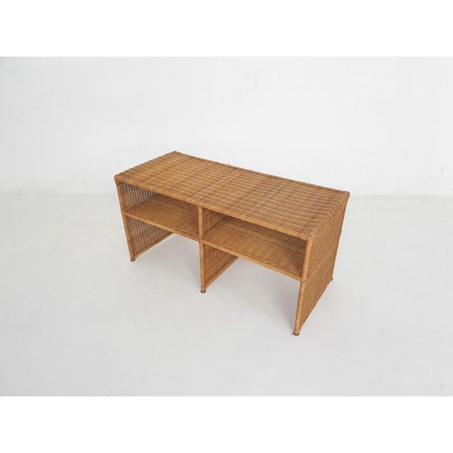 About this item Small credenza in rattan. In good condition. Some small traces of use