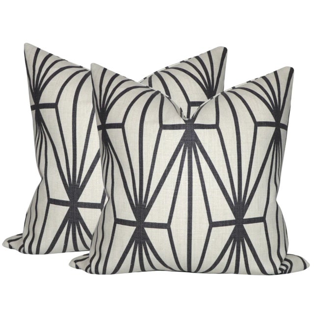 ⭐️ Ships Within 2 Days On the Front: Katana Printed Fabric On the Back: Ivory Linen Fabric 100% Linen Fabric All pillow...