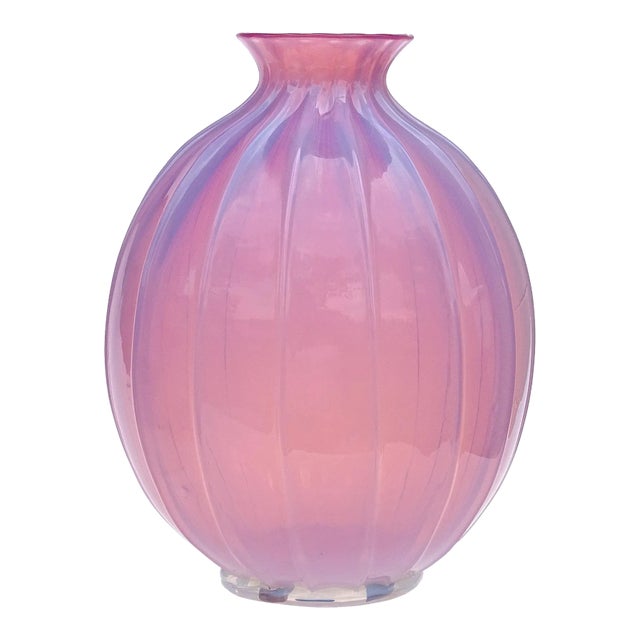 Murano Barovier Toso Vintage Pink Opalescent Italian Art Glass Paneled Surface Decorative Flower Vase For Sale