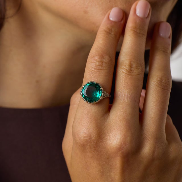 1930s 1930s Art Deco Gia 5.45 Carat Emerald Diamond Platinum Cocktail Ring, Size 7.75 For Sale - Image 5 of 6