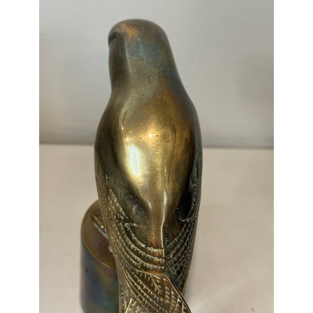 Stunning Mid Century Solid Brass Macaw Parrot Figure Regal Patina Decor Heavy For Sale - Image 12 of 12
