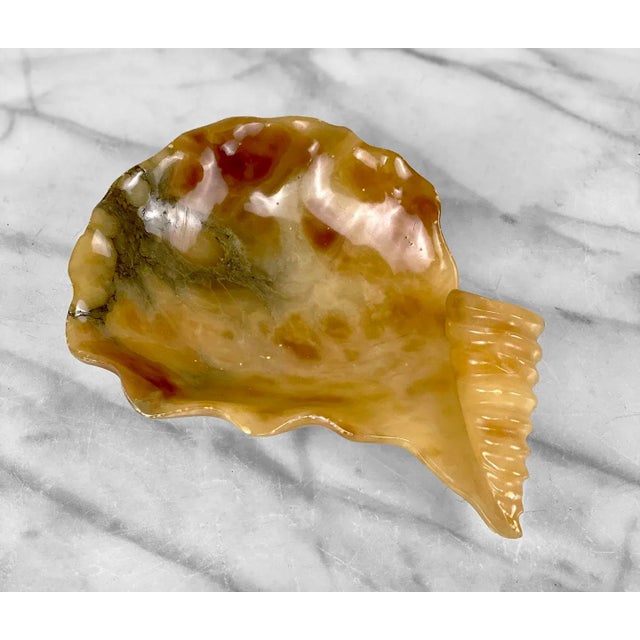 Vintage Hollywood Regency Coastal Shell Italian Alabaster Soap Dish Bowl For Sale - Image 4 of 7