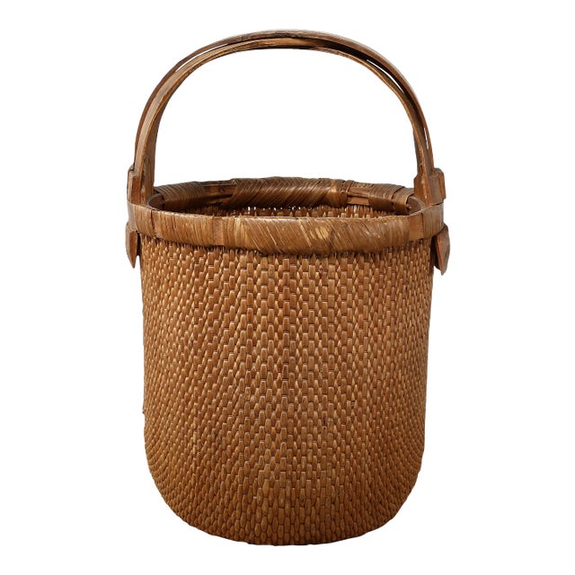 Mid-Century Vintage Natural Wood Willow Basket For Sale