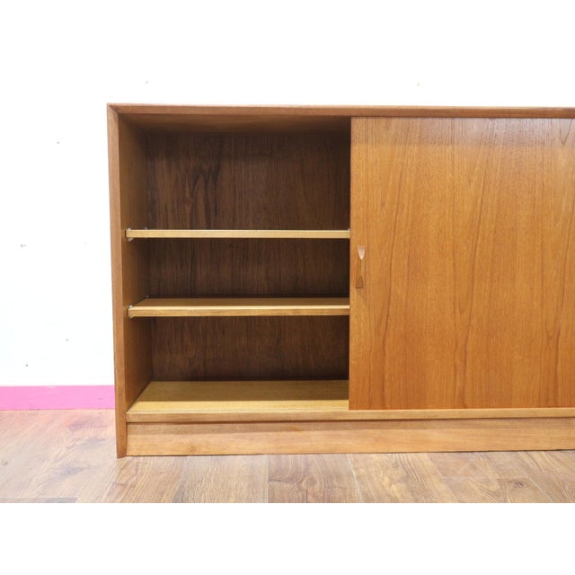 Mid 20th Century Modern Vintage Teak Bookcase Display Cabinet For Sale - Image 11 of 11
