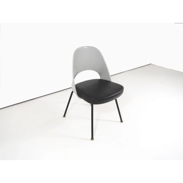 Mid-Century Modern Vintage No. 72 Desk Chair by Eero Saarinen for Knoll Inc. / Knoll International For Sale - Image 3 of 11