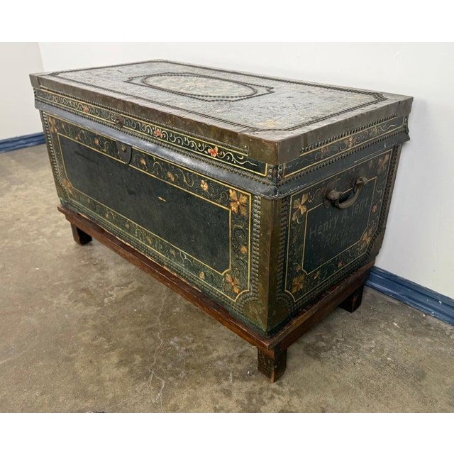 19th Century Hand-Painted American Immigrant Trunk For Sale - Image 4 of 17