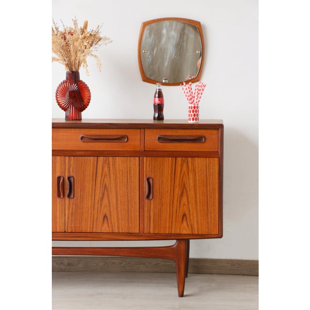 Vintage Teak Fresco Sideboard by Victor Wilkins for G-Plan, 1960s For Sale - Image 11 of 18