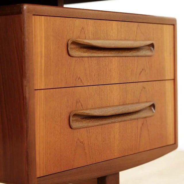 1960s Mid Century Teak Vanity by Vb Wilkins for G Plan For Sale In Los Angeles - Image 6 of 9