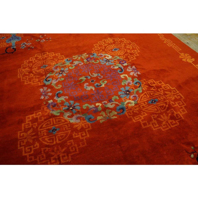 1920s Ruby Red Vase Medallion Antique Chinese Art Deco Carpet 9' X 12' Knotted Wool Rug For Sale - Image 11 of 11