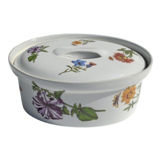 1980s Vintage Floral Bia Cordon Bleu Oval Stoneware Porcelain Casserole With Lid 1.5 Qt For Sale