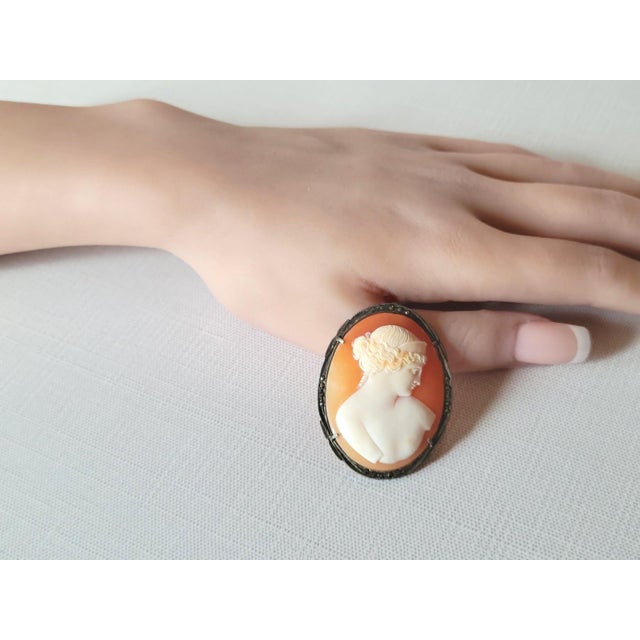 Metal Antique Shell Cameo Brooch, Late 1800s For Sale - Image 7 of 8