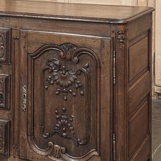 Mid 18th Century 18th Century Liège Louis XV Period Carved Oak Buffet For Sale - Image 5 of 18