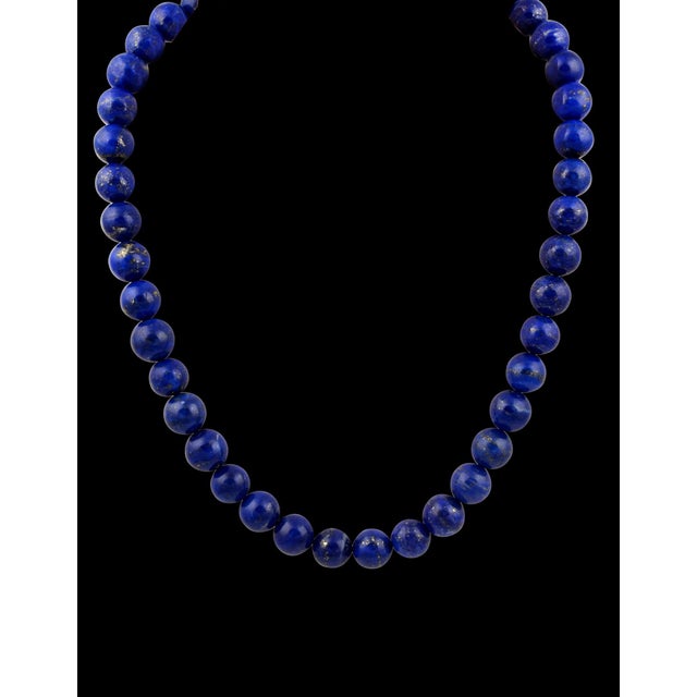 2010s Vintage Lapis Lazuli Single Strand Necklace with 14 Karat Yellow Gold Lobster For Sale - Image 5 of 18