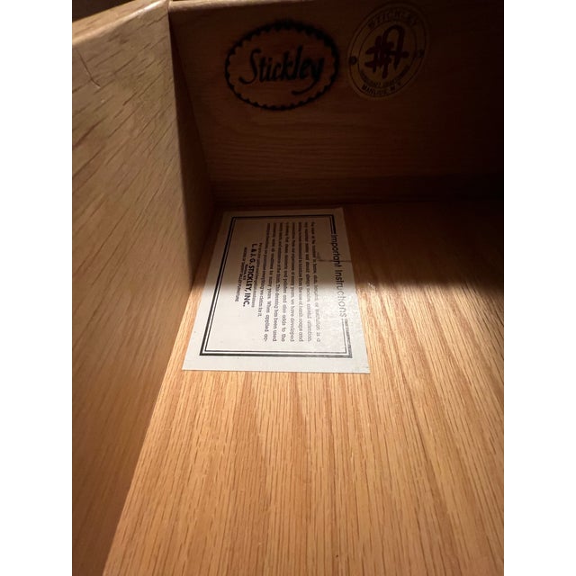 Stickley 1990s Stickley/Mission Oak Tv Armoire - Arts and Crafts Style For Sale - Image 4 of 7