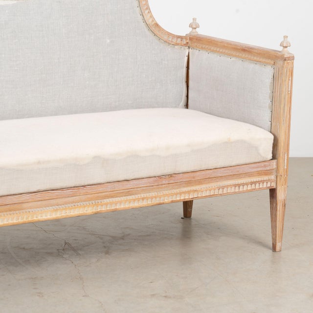19th Century Swedish Original White Painted Pine Gustavian Bench For Sale - Image 15 of 17