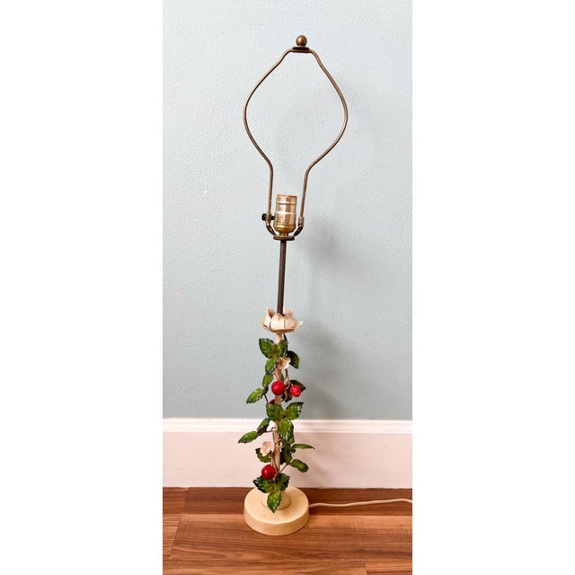 Ivory Mid-20th Century Italian Tole Strawberry Table Lamp – Cottagecore / Country French Style For Sale - Image 8 of 12